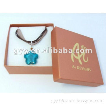 Necklace box with Gold logo embossed